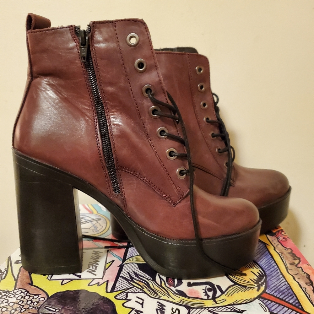 Steve madden lace up booties